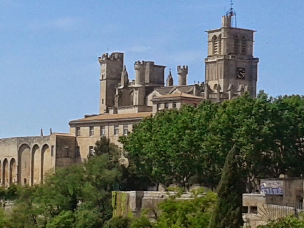 Venez Rever Beziers Centre Et Gare Il Y A Plus Cher Mais C Est Moins Bien Luaran gambar